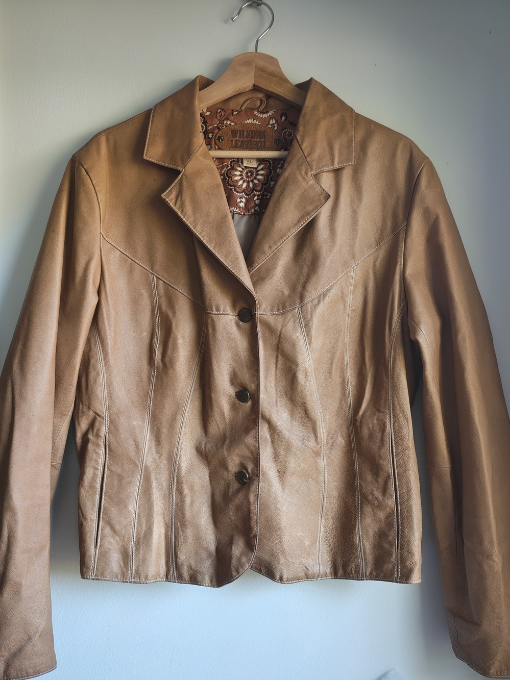 Women's Tan Leather Button-Front Jacket